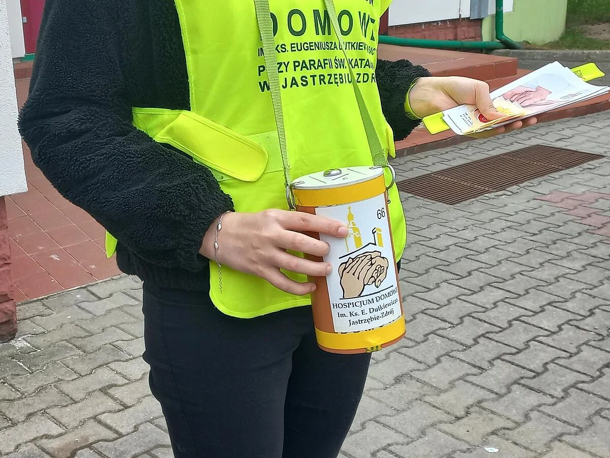 Grafika promocyjna wydarzenia Kwesta na rzecz Jastrzębskiego Hospicjum
