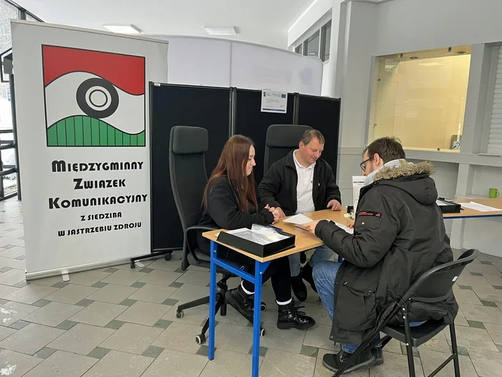 MZK wyjeżdża do pięciu gmin. Karty i bilety będzie można załatwić bliżej domu