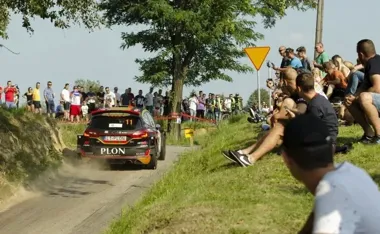 Rajd Polski oznacza zamknięte ulice i zmiany w autobusach w Jastrzębiu-Zdroju