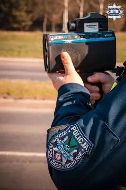103 km/h w terenie zabudowanym. 36-latka straciła prawo jazdy