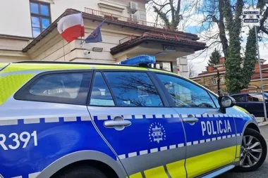 Dwóch policjantów po służbie zatrzymało podejrzanego o kradzież