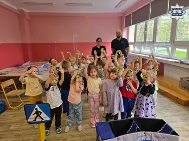 Przedszkolaki z Jastrzębia-Zdroju ćwiczyły reakcję na obcego i zagubienie
